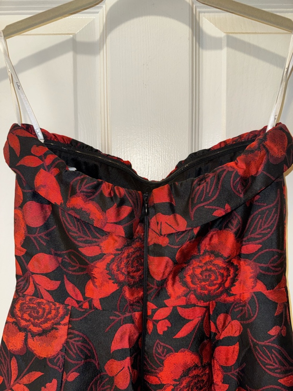 NWT Lulus Polished Muse Black and Red Jacquard Strapless Midi dress Sz XS - Picture 9 of 11